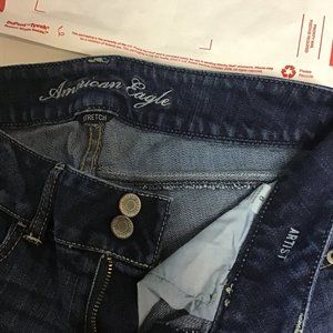 American Eagle Outfitters Artist